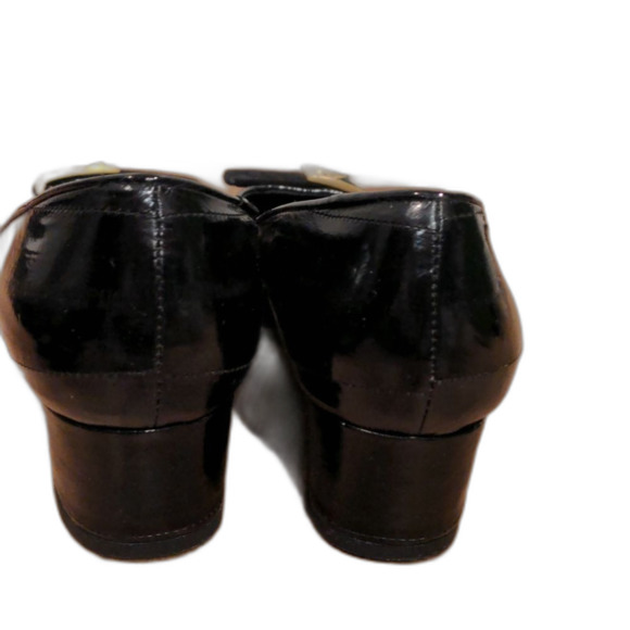 Vaneli low heel patent leather shoes with gold buckle detail - Picture 3 of 4